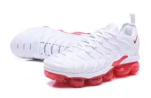 sport nike air vapormax plus triple style white red